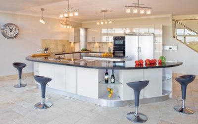 Curvaceous Contemporary in Cheriton Bishop